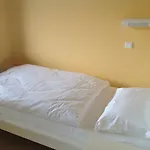 Bed & Breakfast Hotel-pension Schlossgarten Trippstadt