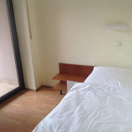 Hotel-pension Schlossgarten 3*