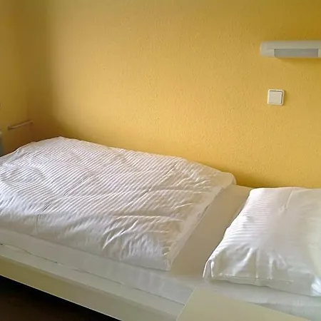 Hotel-pension Schlossgarten فندق مبيت وإفطار