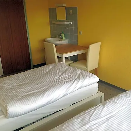 فندق مبيت وإفطار Hotel-pension Schlossgarten 3*