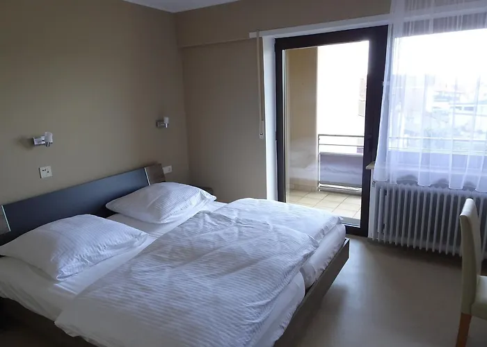 Hotel-pension Schlossgarten Nocleg ze śniadaniem 3*